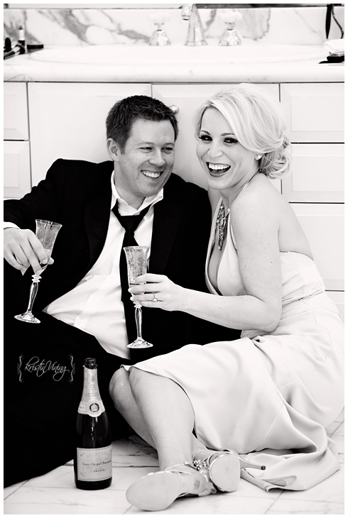 Date-Night-Engagement-Session_Kristin-Vining-Photography_0008