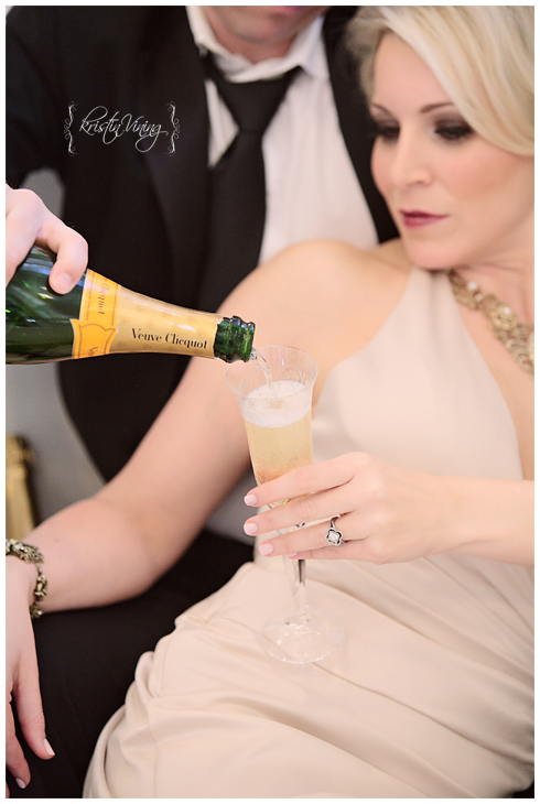 Date-Night-Engagement-Session_Kristin-Vining-Photography_0011