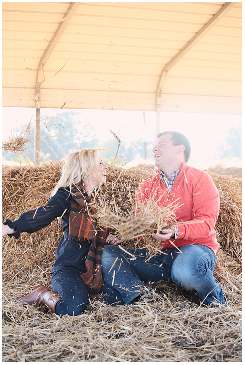 FALL IN LOVE WITH FALL ENGAGEMENT SESSION
